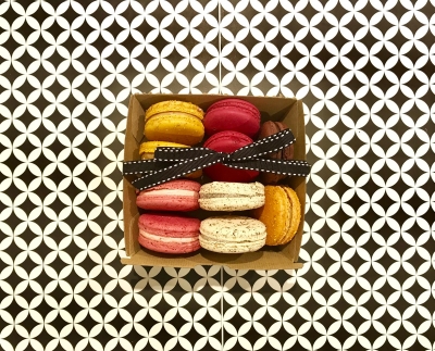 AFS Macaron Box 10 Pack (36 Hrs Required)