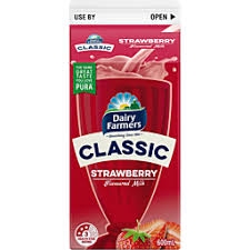 Dairy Farmers Classic Strawberry Milk 600ml